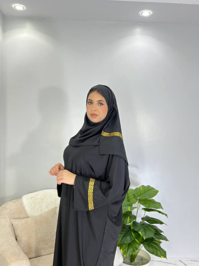 عباية مع الخمار فيرساتشي